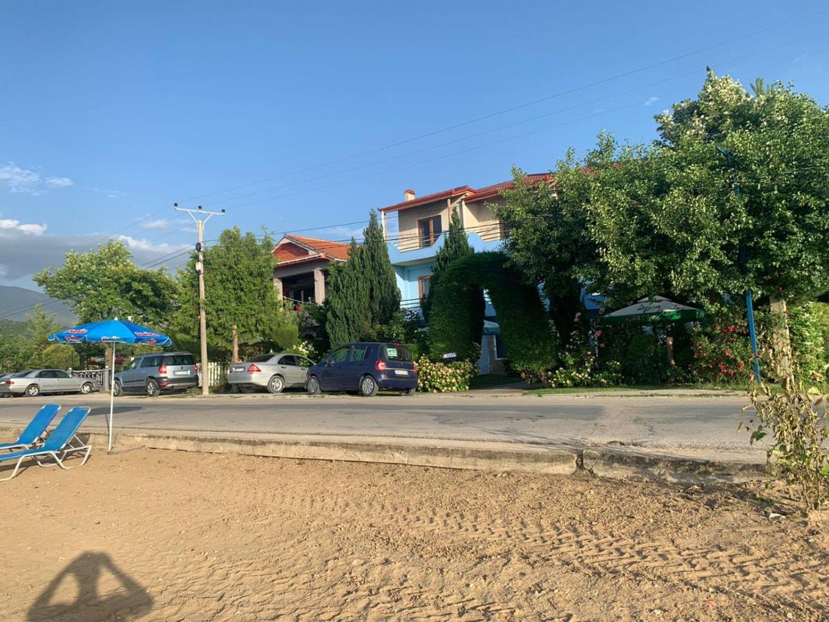 Vila Deni Tushemisht 외부 사진