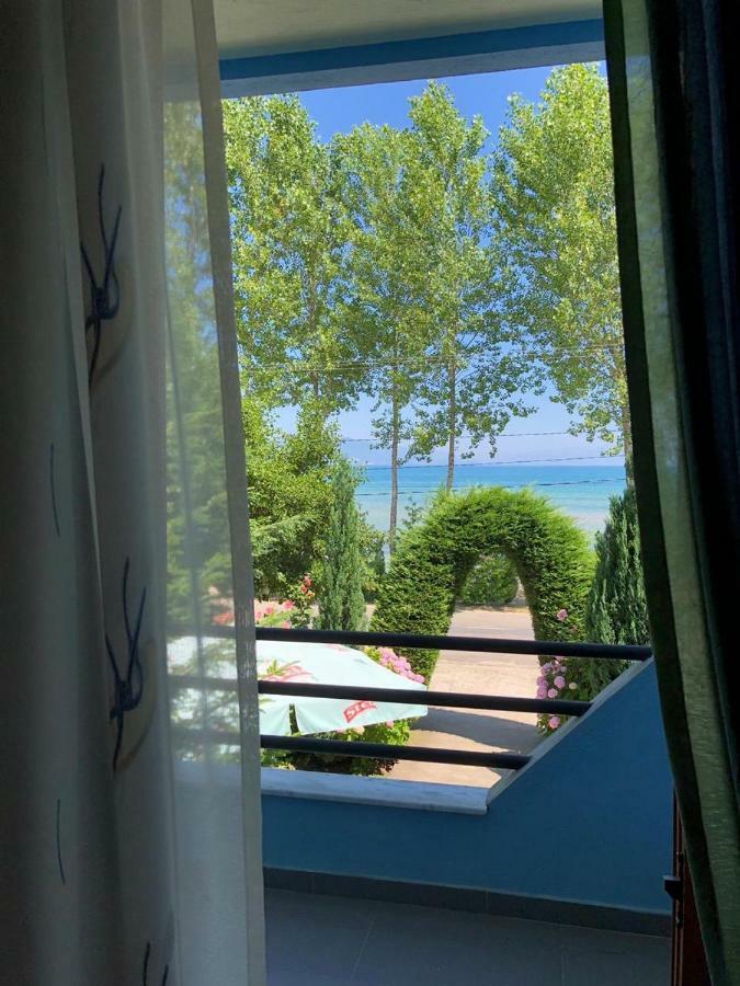 Vila Deni Tushemisht 외부 사진